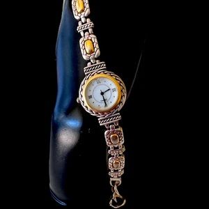 Beautiful Vintage Woman's Brighton Nantucket Watch.  Comes with a Brighton pouch